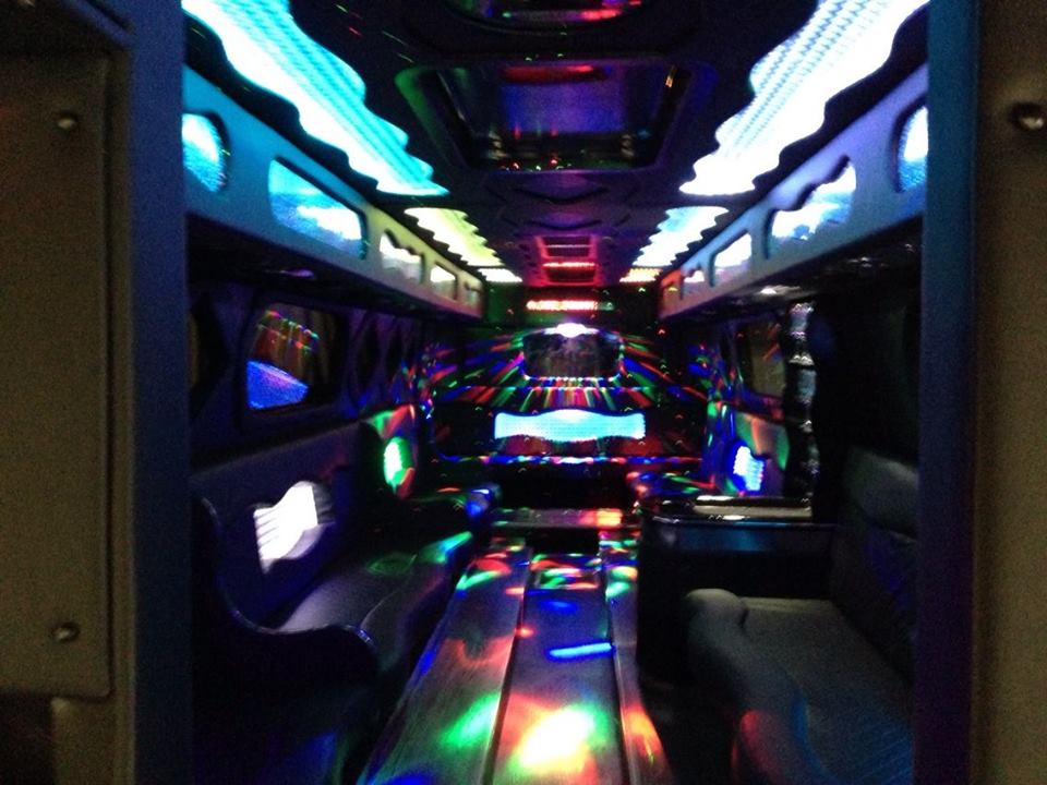 32 seat partybus.jpg